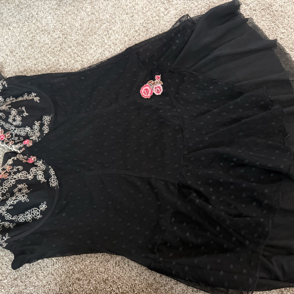 Chic Black nighty  with Floral Accents